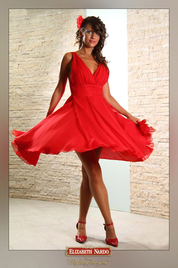 12-167 Menyecske ruha, piros muszlin Marilyn Monroe stílusú